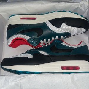 Nike air max 1 PRM Lebron James Liverpool F.C.